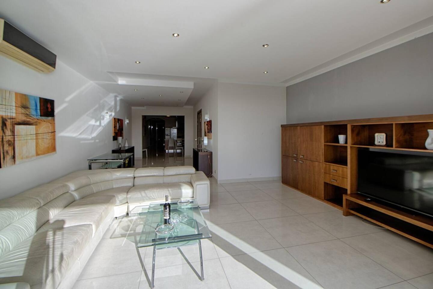 The Strand Apartments By Homely Sliema Exterior foto